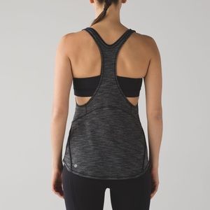 Lululemon tank/sports bra